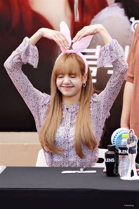 lisa blackpink cute